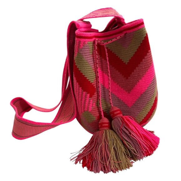 Multicolor Woven Knit Bucket Crossbody Bag Pink Tribal Boho Maximalist - Picture 1 of 9